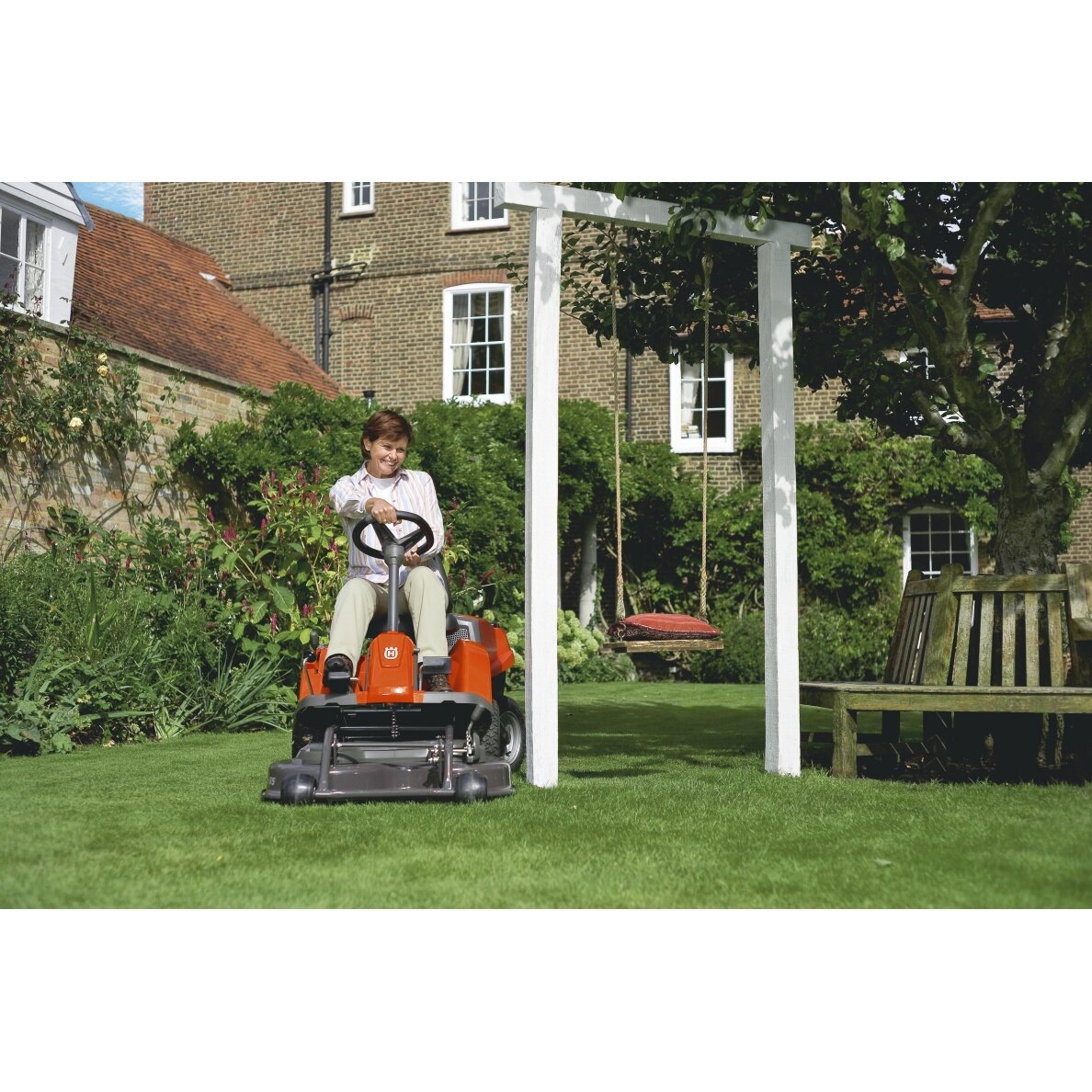 HUSQVARNA R 112C5 7 HUSQVARNA R 112C5 7