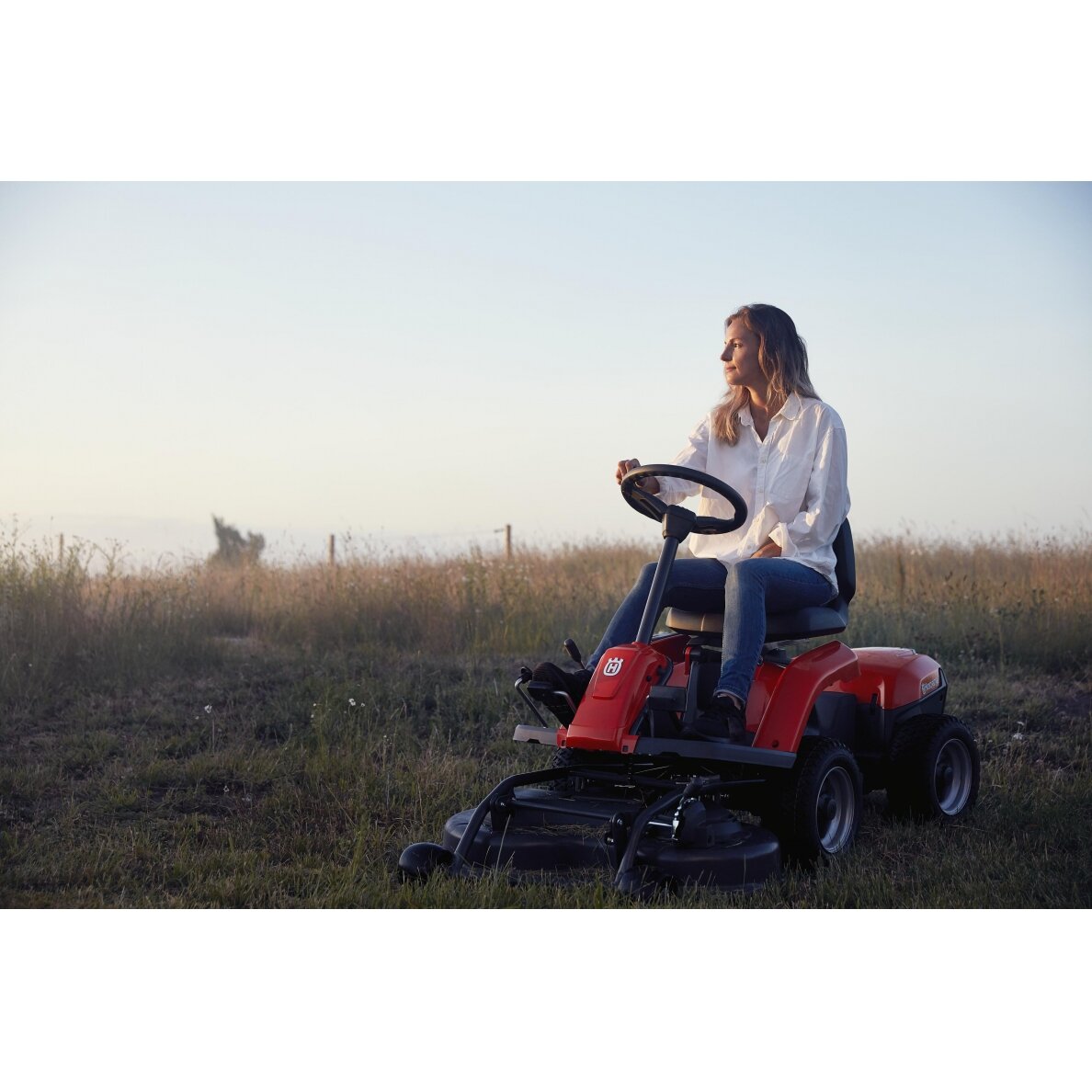 HUSQVARNA R 112iC 1 HUSQVARNA R 112iC 1