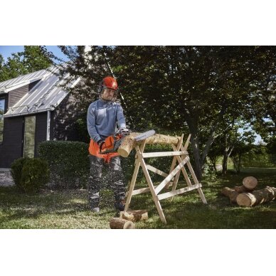 Husqvarna 240i su akumuliatoriumi ir įkrovikliu 2 Husqvarna 240i su akumuliatoriumi ir įkrovikliu 2