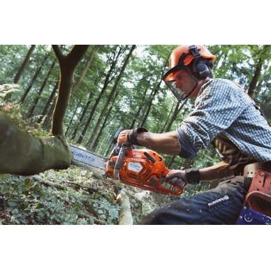 HUSQVARNA 555 1 HUSQVARNA 555 1